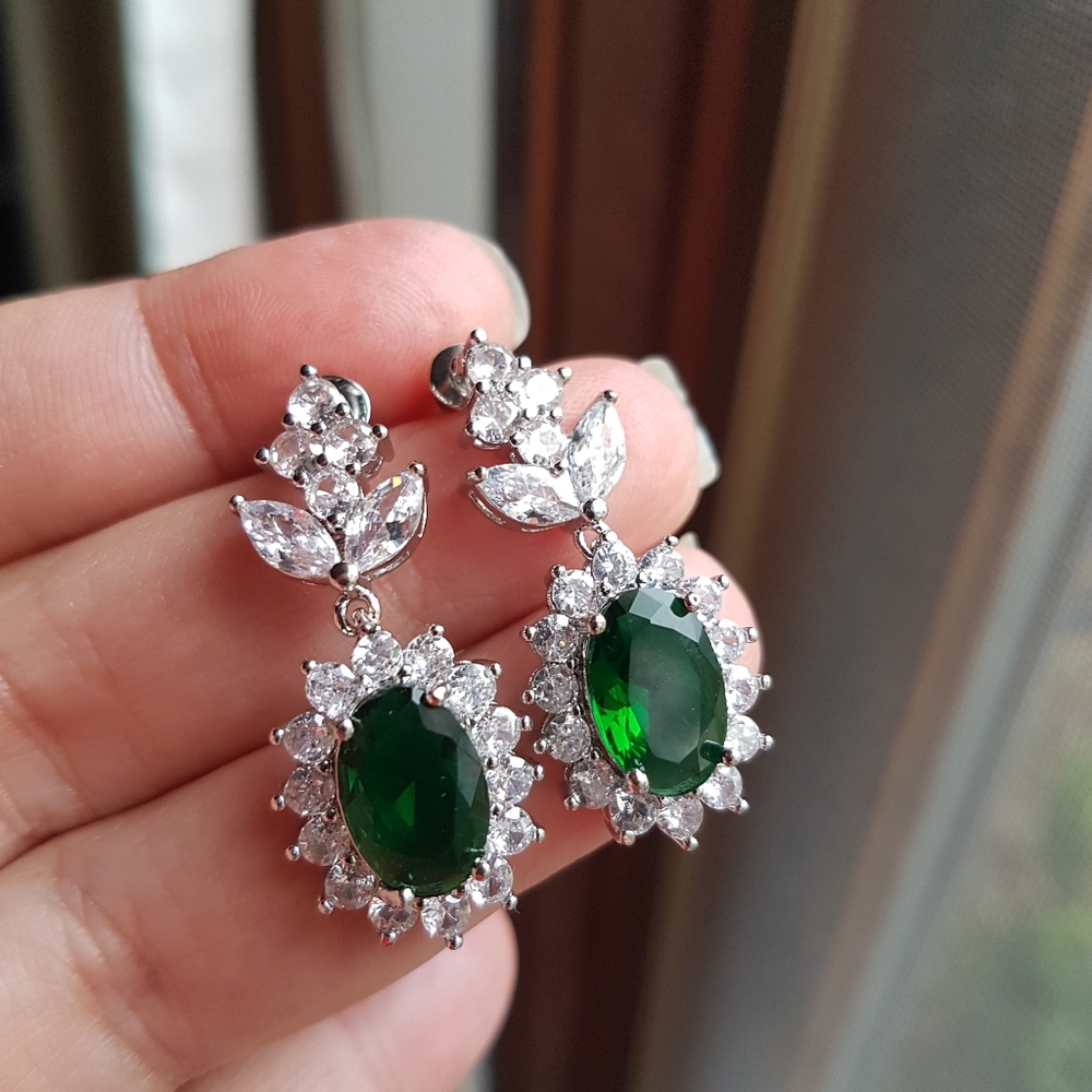 Swarovski Elements Platinum Emerald Green Diana Statement Necklace NEW - Picture 11 of 16